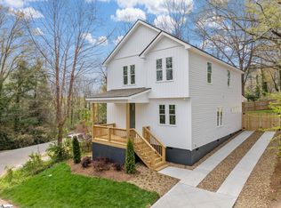 102 Hilton St, Greenville, SC 29607