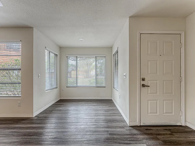 Cypress Trail Apartments — Photo 10