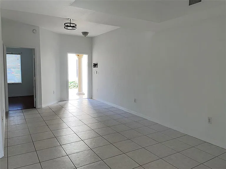 8830 W Flagler St #8 — Photo 3