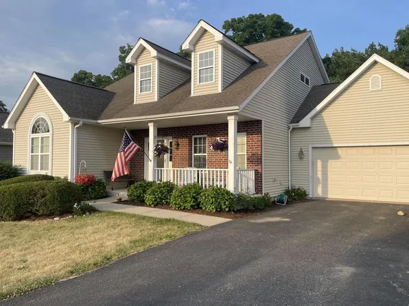 167 North Cranberry STREET, Elkhorn, WI 53121