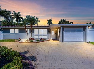 1635 SE 8th Ave, Deerfield Beach, FL 33441