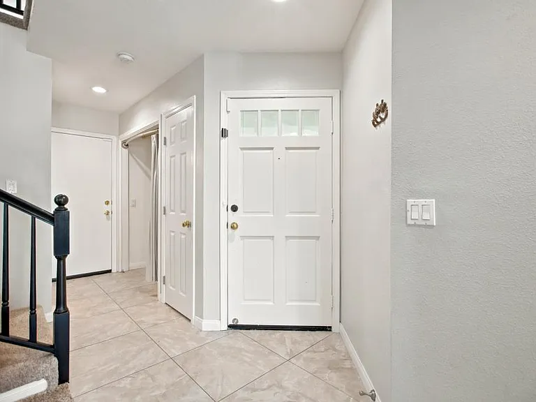 39830 Western Jay Way — Photo 5