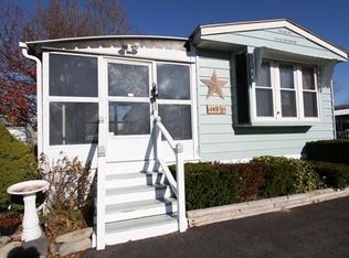 149 1/2 Easy St, Raynham, MA 02767