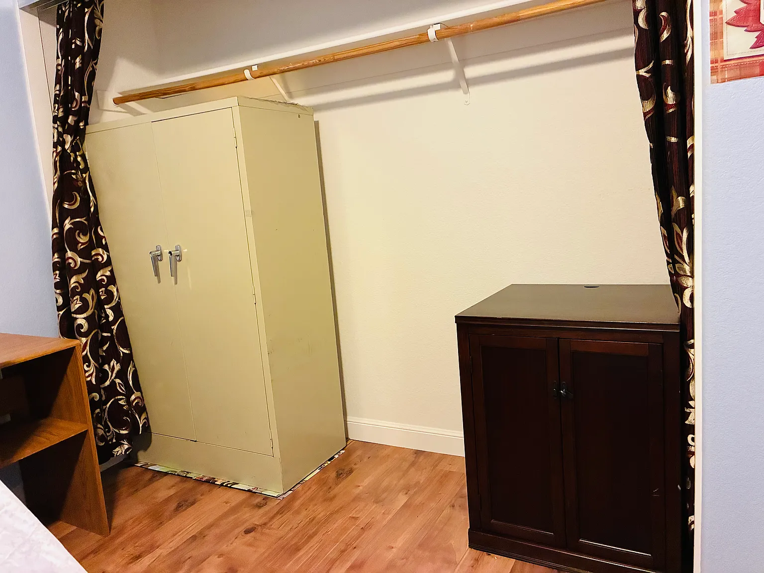 1 bed, $1,000 — Photo 4