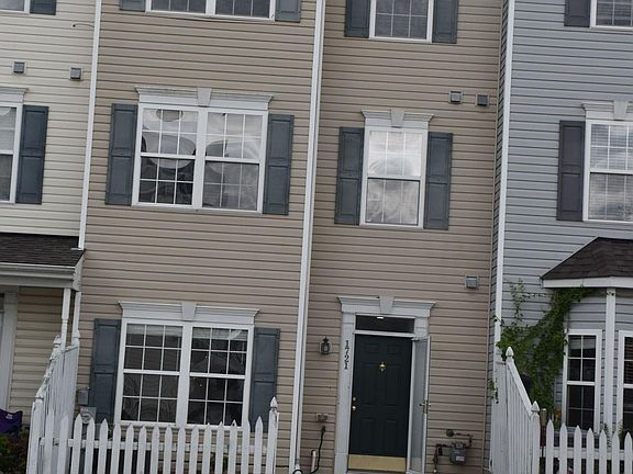 5th image of 1721 Barnett Ct