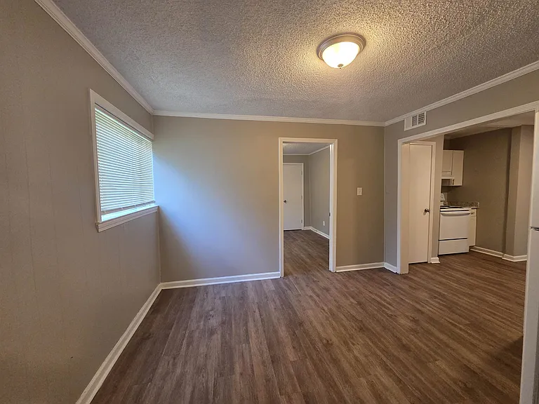 3487 Heckle Ave — Photo 7