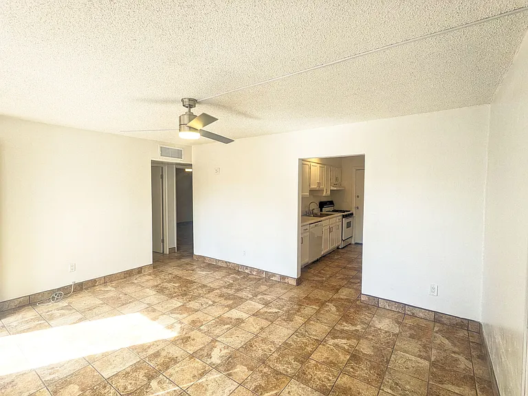 1629 E Hedrick Dr #C — Photo 19