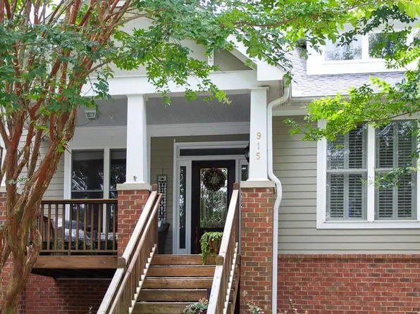 915 Freedom Ln, Roswell, GA 30075