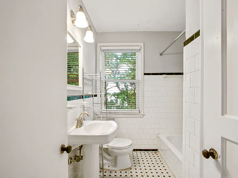 1125 Roland Heights Ave — Photo 22