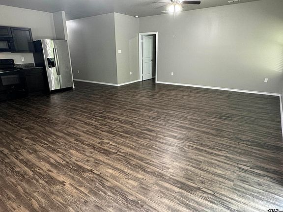 3rd image of 1215 Mission Creek Dr