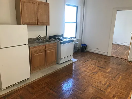 Rented by PMG Real Estate  | media 5