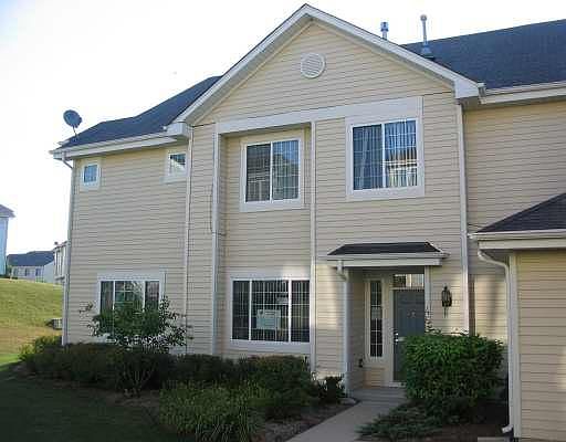 1st image of 469 Blue Springs Dr #Fox