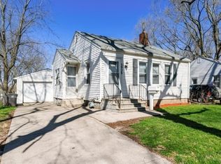 3926 14th St, Des Moines, IA 50313