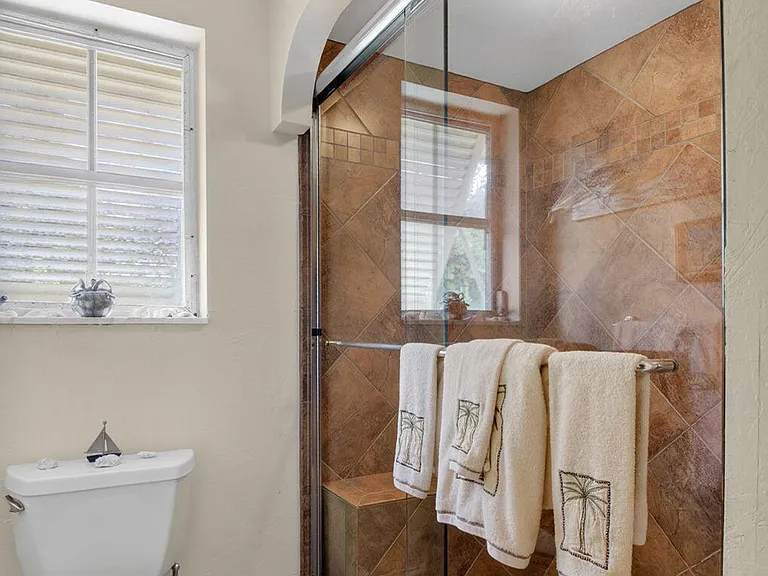 30 Spanish River Dr — Photo 22