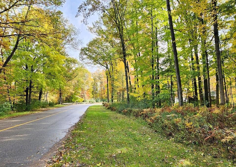 11875 Timberlane Dr, Stanwood, MI 49346 MLS 72023009218 Zillow