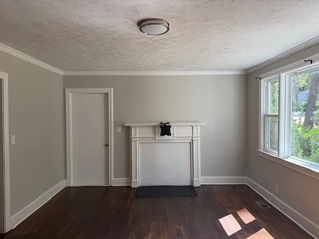 3 bed, 1050 sqft, $1,475 — Photo 4