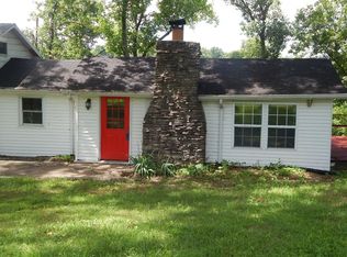 95 Walker Ln, Lancaster, KY 40444