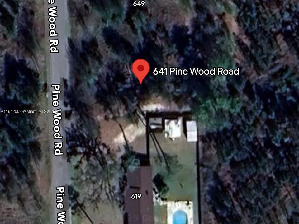 2nd image of 641 Pinewood Rd