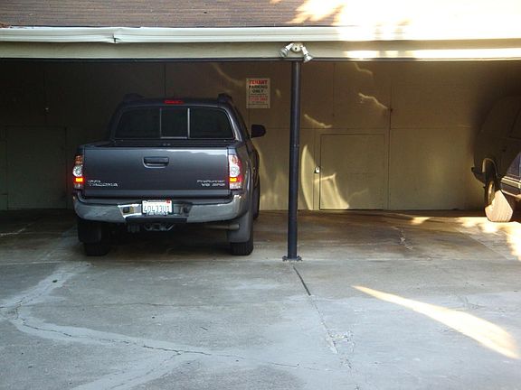5th image of 1121 Frankfurt Ave APT 3