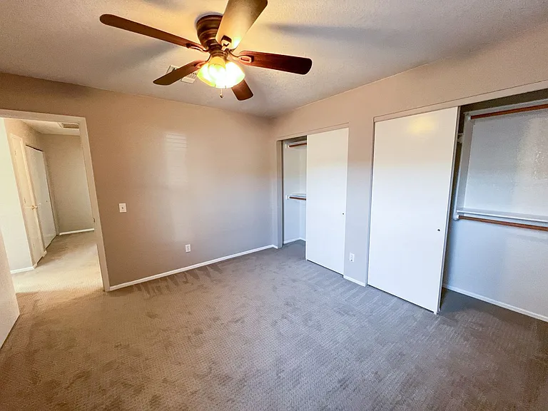 4203 E Commercial Way #B — Photo 5