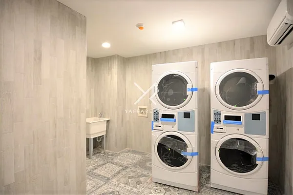 Rented by Yaffa Realty LLC | media 25