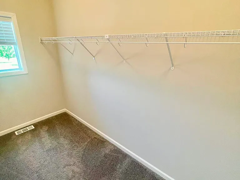 8018 Forestview Ln N — Photo 18