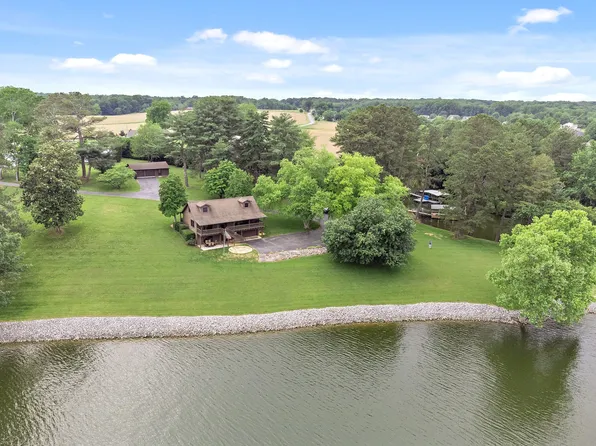 100 Acree Ln, Estill Springs, TN 37330