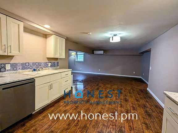 5th image of 235 S Pond Rd Unit 2