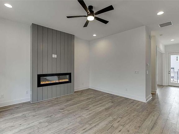 5th image of 5631 W Pine St #17