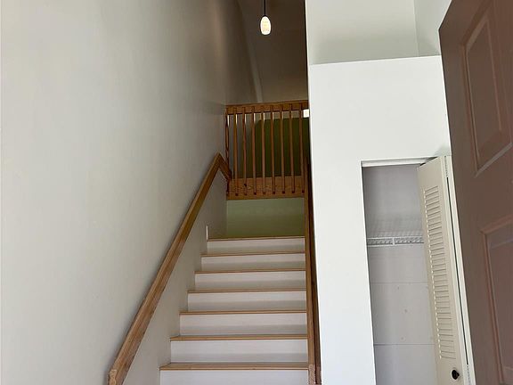 3rd image of 1015 NW 105th Avenue #D-138