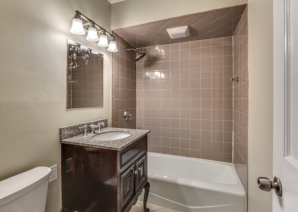 65 Westford St, Chelmsford, MA 01824 Zillow