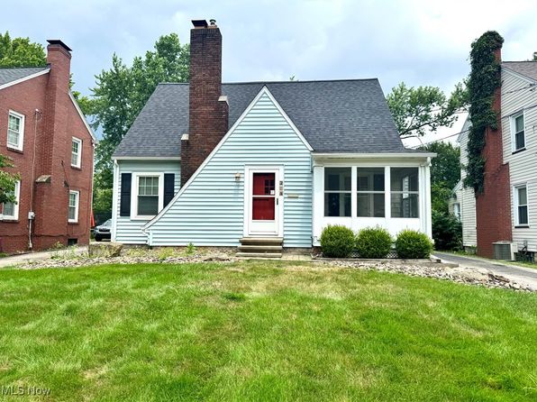 254 Wychwood Ln