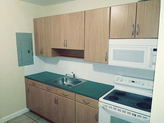 3rd image of 3415 NW 11th Ave