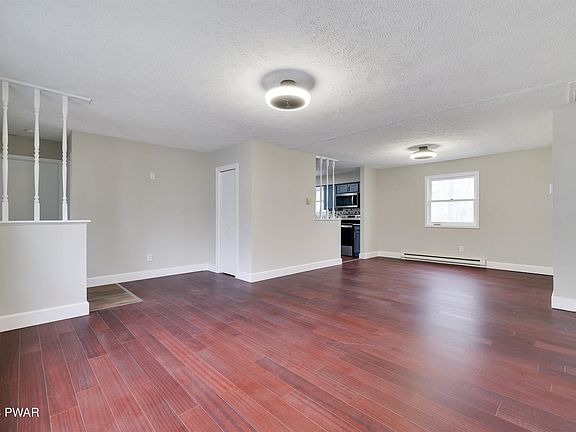3rd image of 8345 Shannon Dr