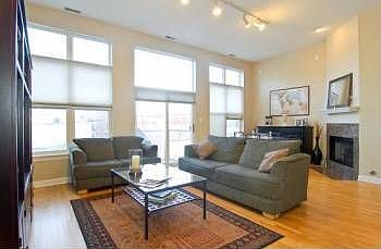 1st image of 1350 W Belmont Ave APT C