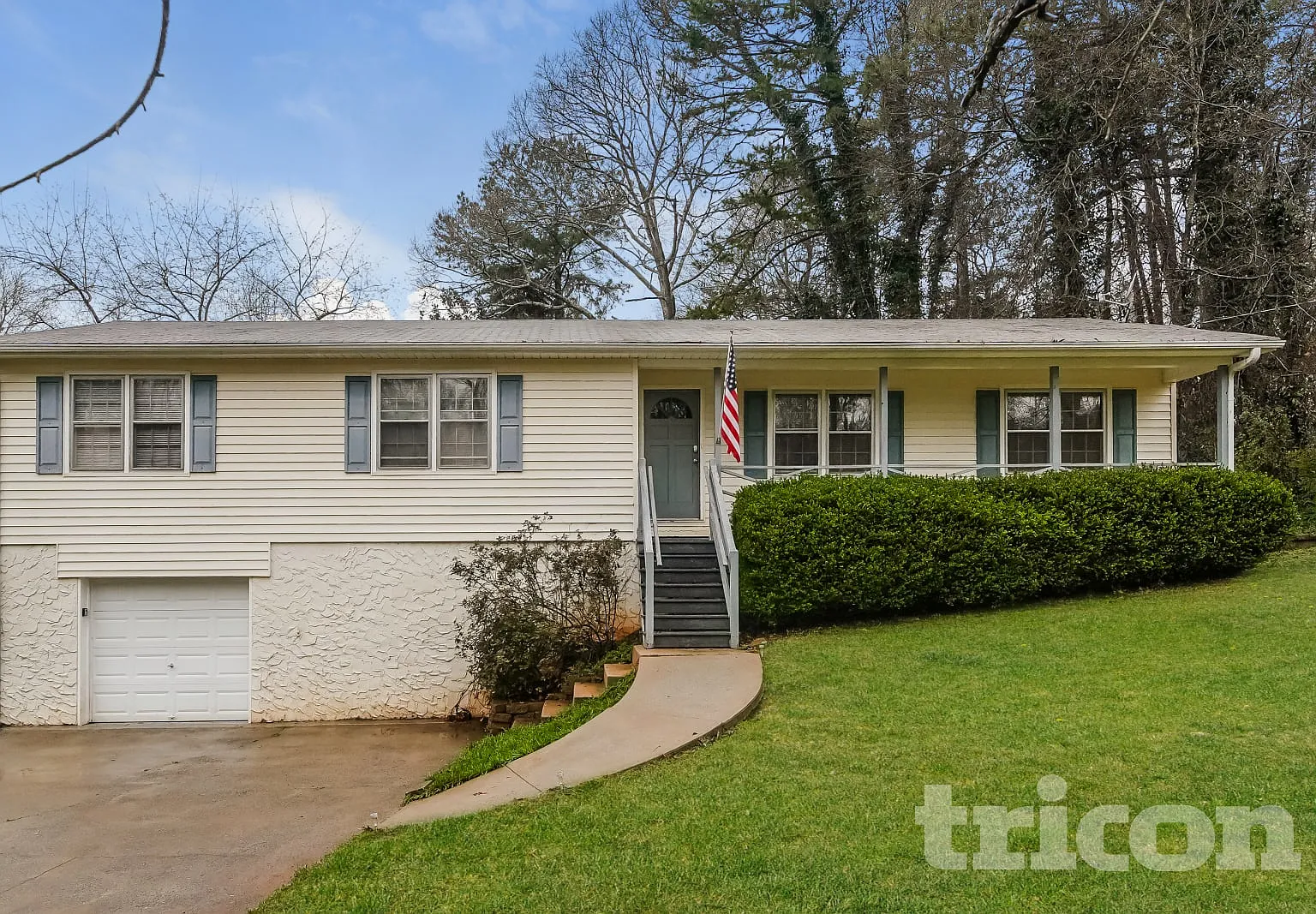 507 Neil Court Woodstock GA — Photo 1