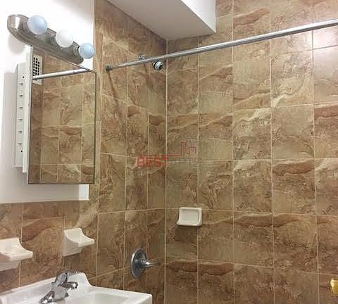 5th image of 515 E 6th St APT C3
