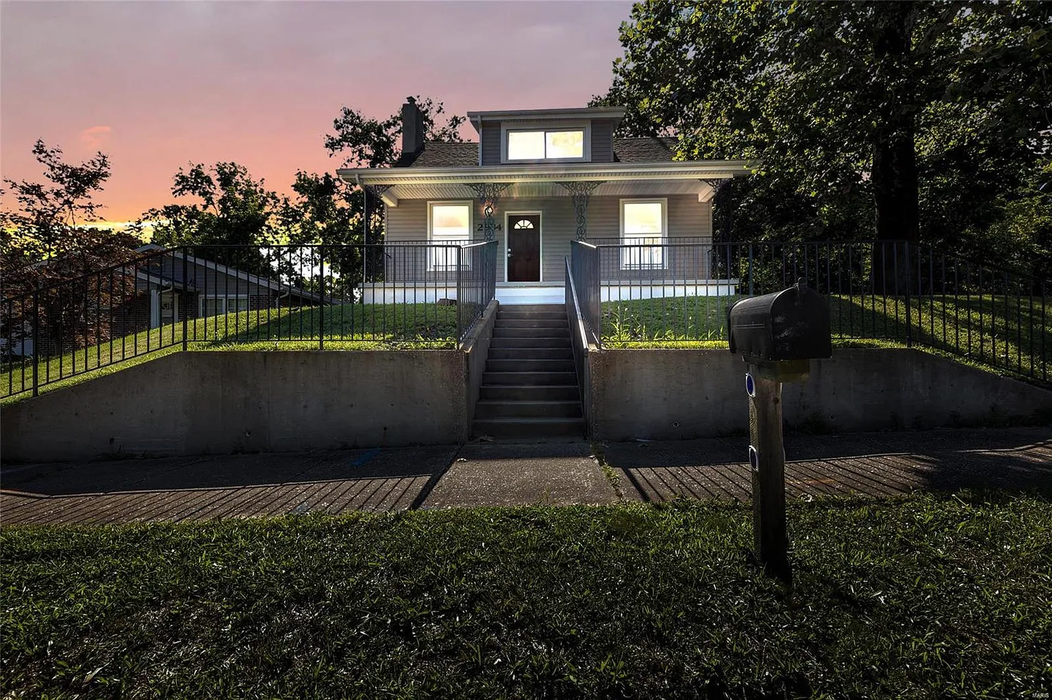 2934 Ashby Rd photo 1