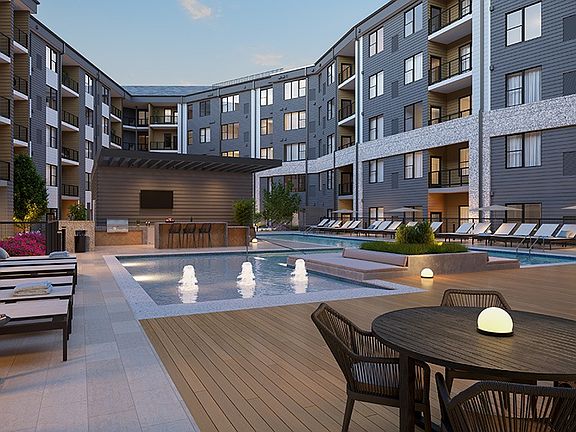 4th image of 190 Chapel Ave E #2053