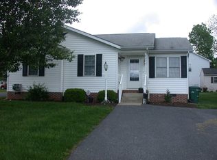 201 Bedford Rd, Waynesboro, VA 22980