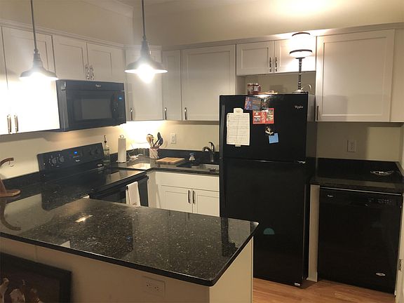 4th image of 96 Lummus Dr APT 204