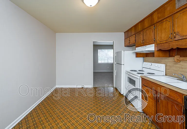2020 High School Rd #C — Photo 12
