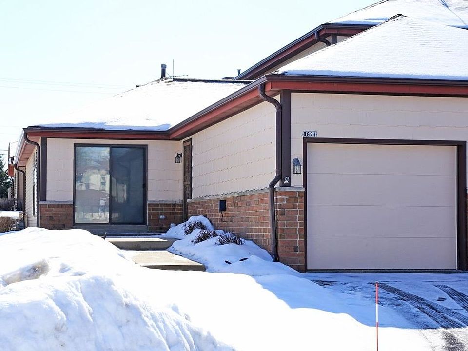 1st image of 8821 W Knoll Ct #48