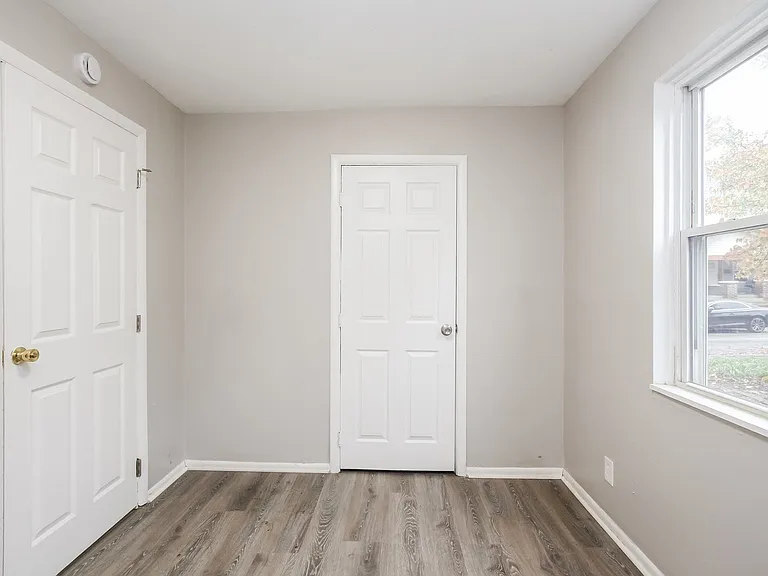 451929_027_bedroom_13274164.jpg