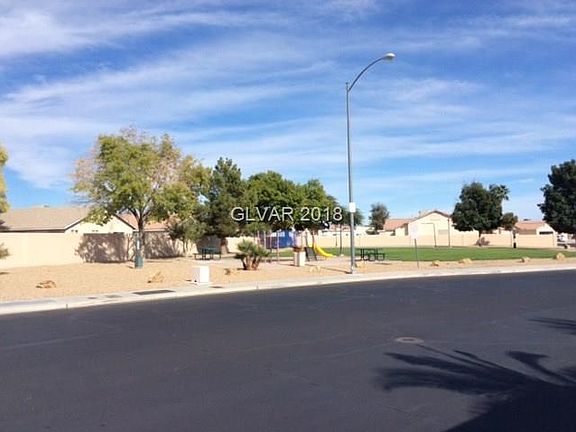 3rd image of 544 Carlos Julio Ave
