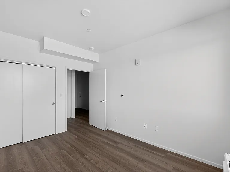 Dry Creek Crossing Apartments — Photo 46
