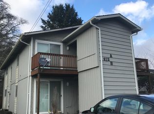 212 16th St NE #A, Long Beach, WA 98631