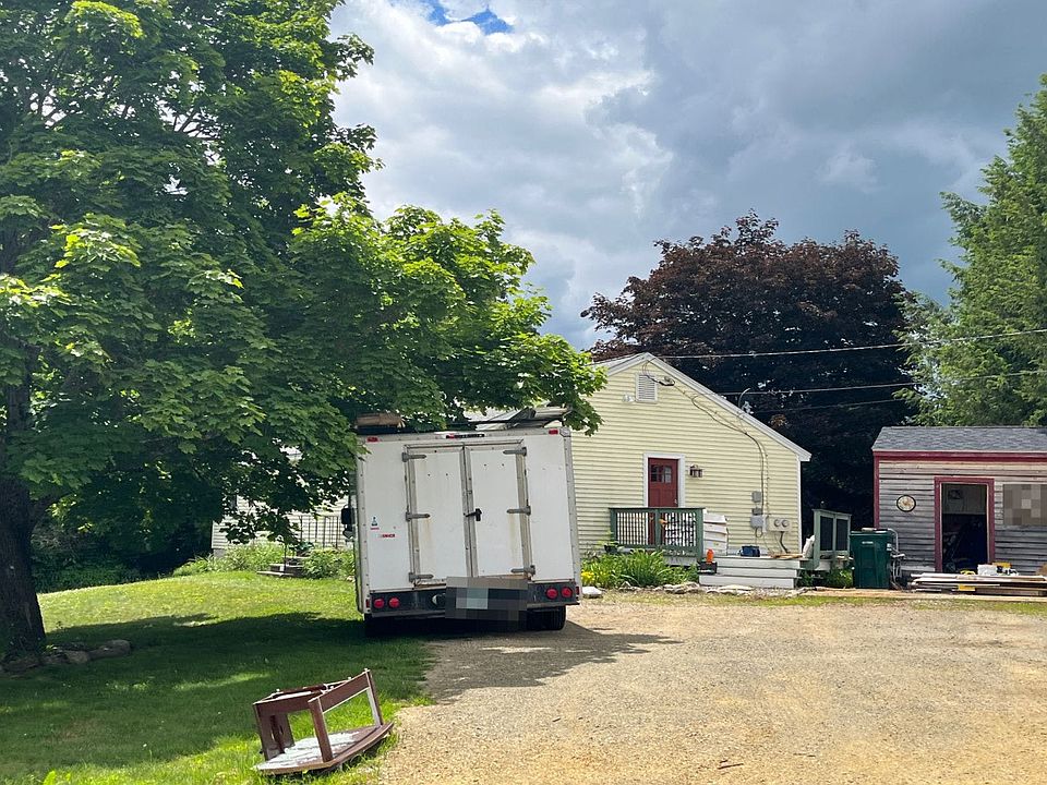 2nd image of 108 Jennison Rd