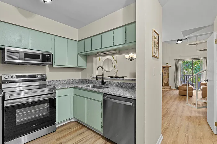 405 Harbison Blvd #525 — Photo 3