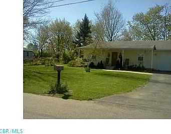 2nd image of 2383 Chinquo St